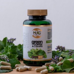 Bočica Green Coffee & L-carnitine proizvoda brena Hug Your Life na stolu